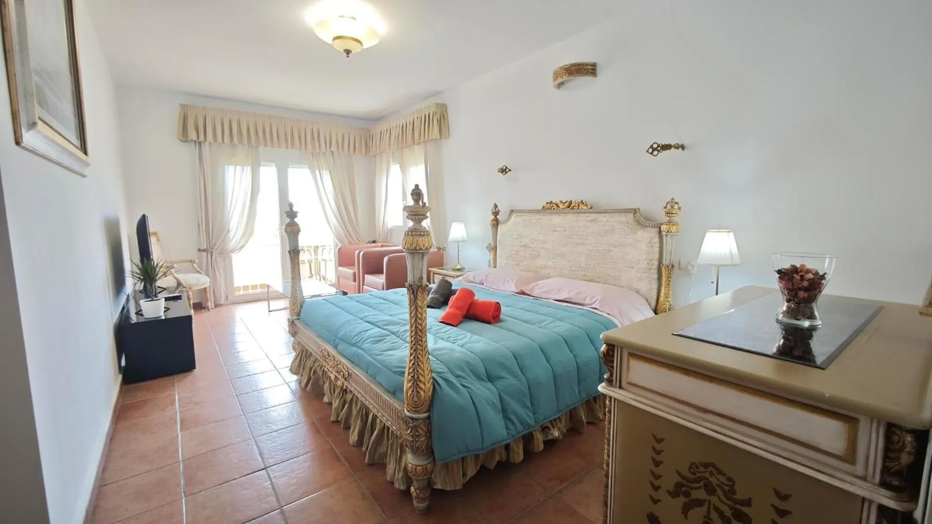 Rooms Flor Del Pato 贝纳尔马德纳 西班牙