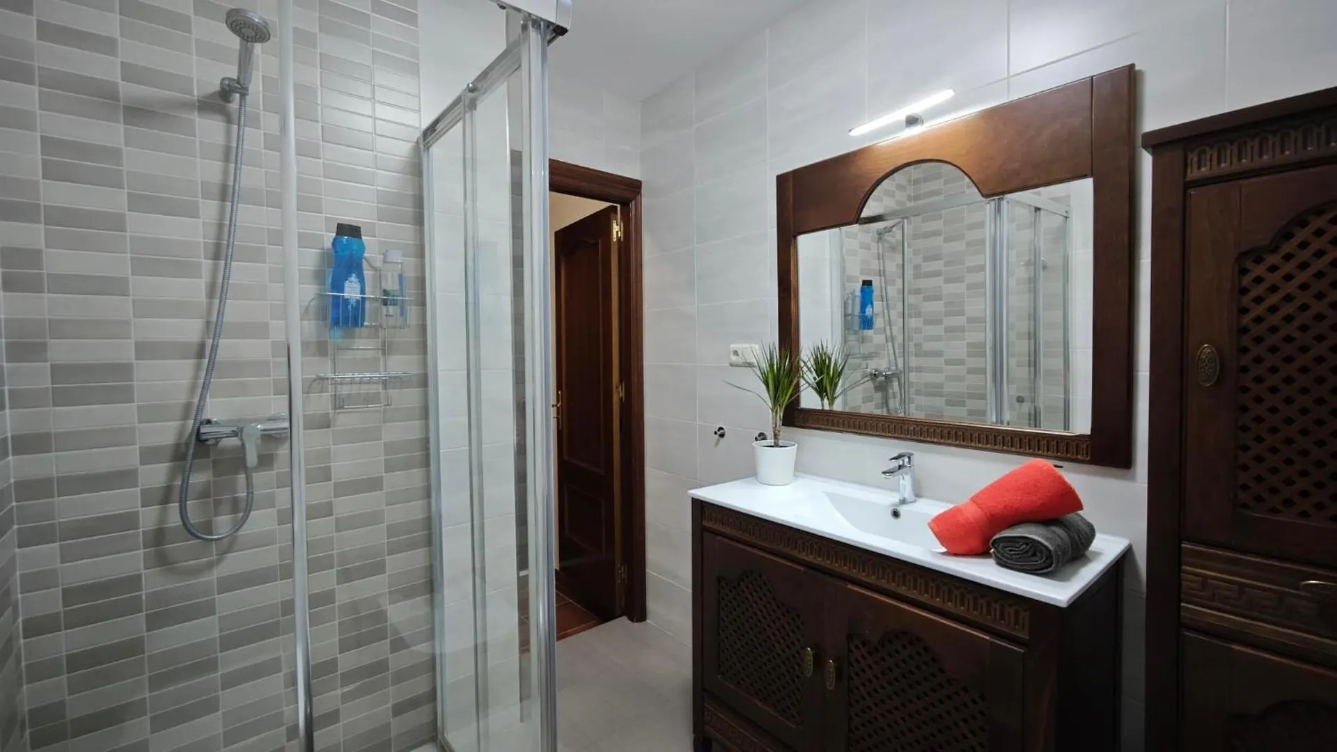 Rooms Flor Del Pato 贝纳尔马德纳