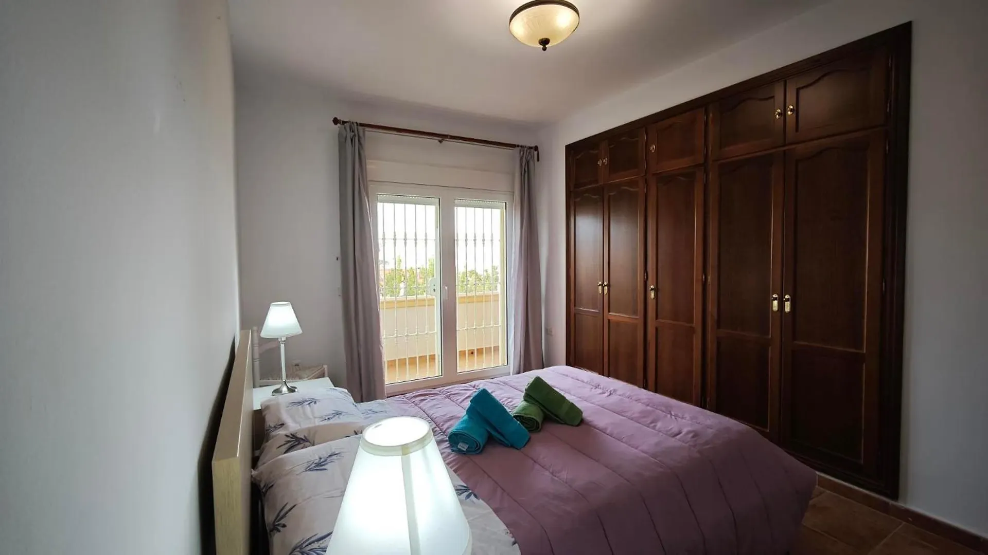招待所 Rooms Flor Del Pato 贝纳尔马德纳